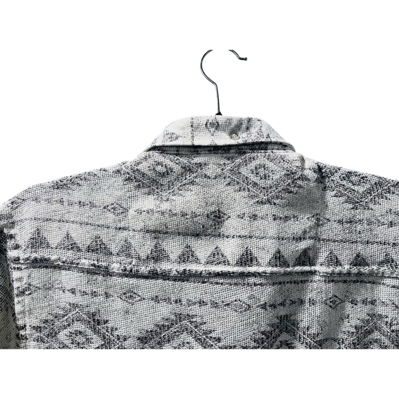 Emporio Armani Short Sleeve Button Down Casual Shirt Men's Size Large White Gray - Picture 6 of 6